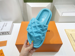 Louis Vuitton Pool Pillow Comfort Mule