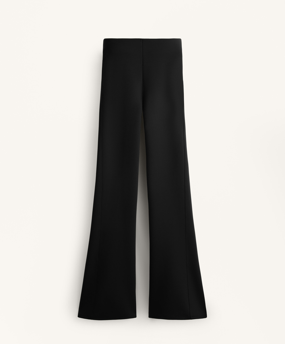 OYSHO Расклешенные брюки с высокой посадкой и эффектом неопрена, черный