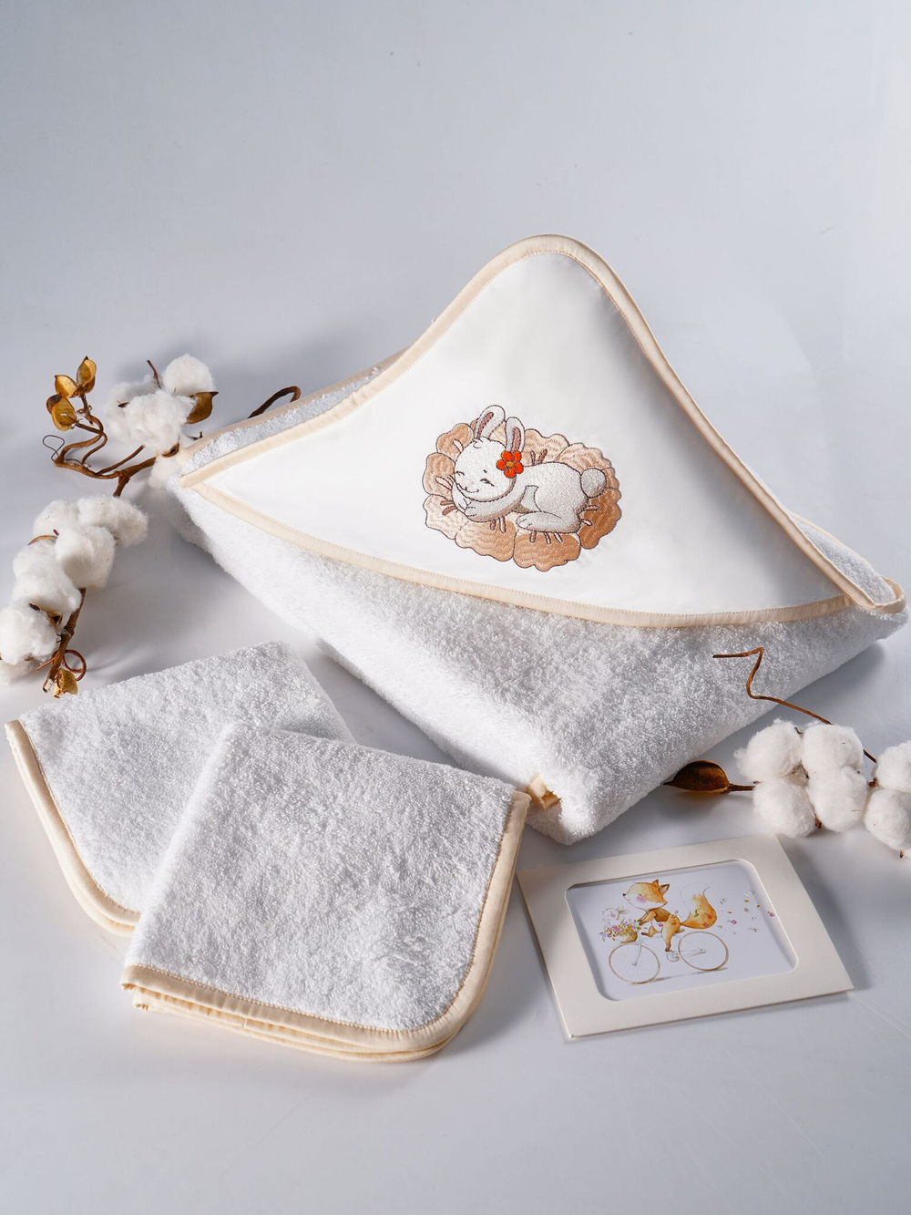 Набор полотенец для новорожденных Claire Batiste Atelier Зайчик на цветке