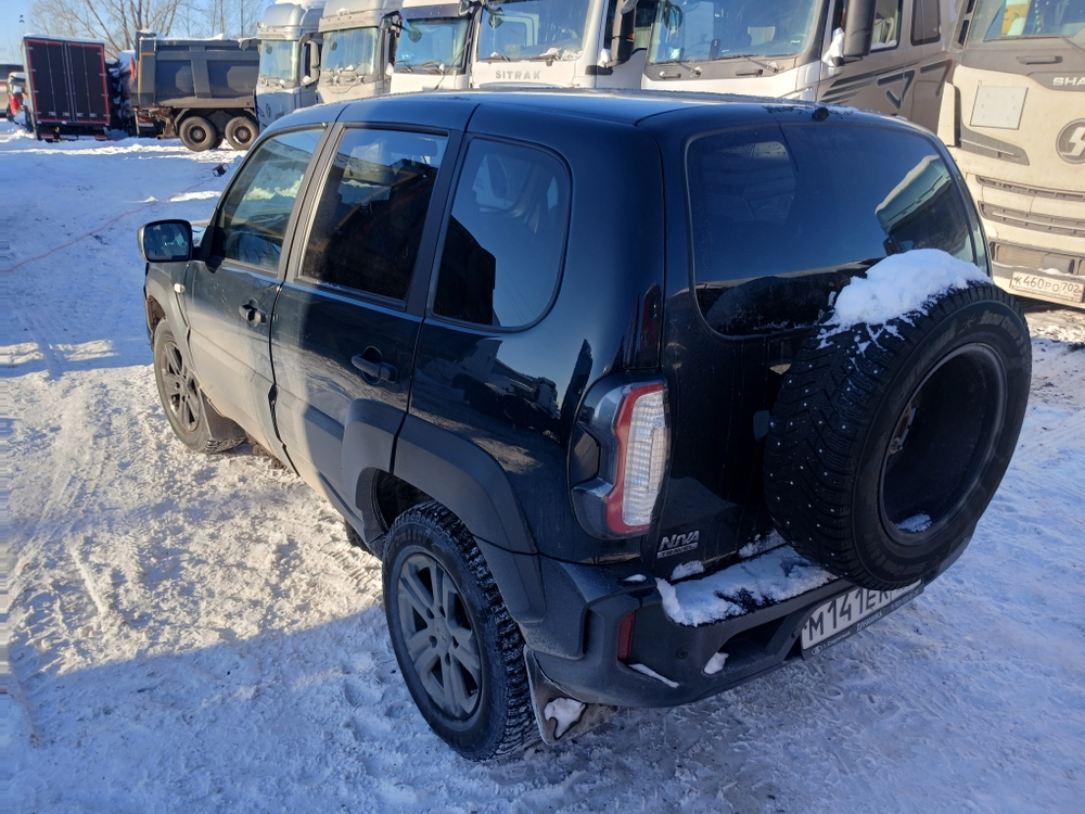 LADA Niva Travel Black’24 1.7 83hp 5МТ