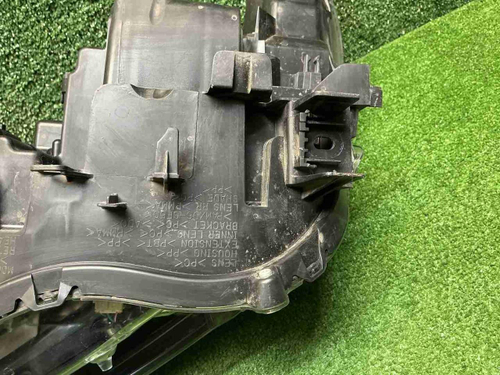 Фара правая Mazda CX-5 2 (2017-2021) Full LED