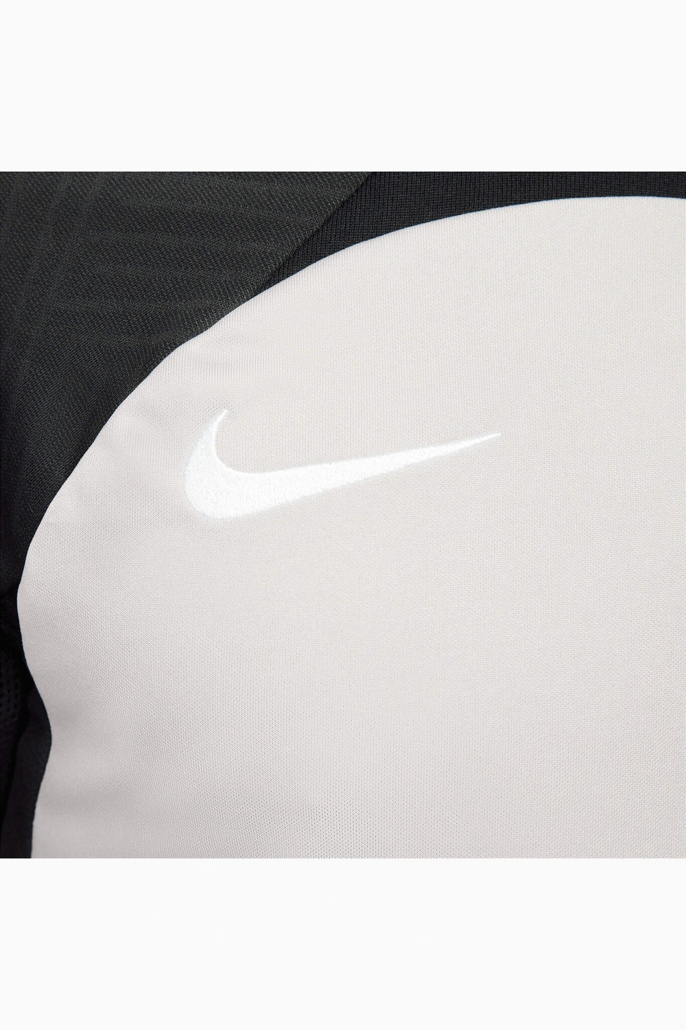 Футболка Nike Dri-FIT Strike III