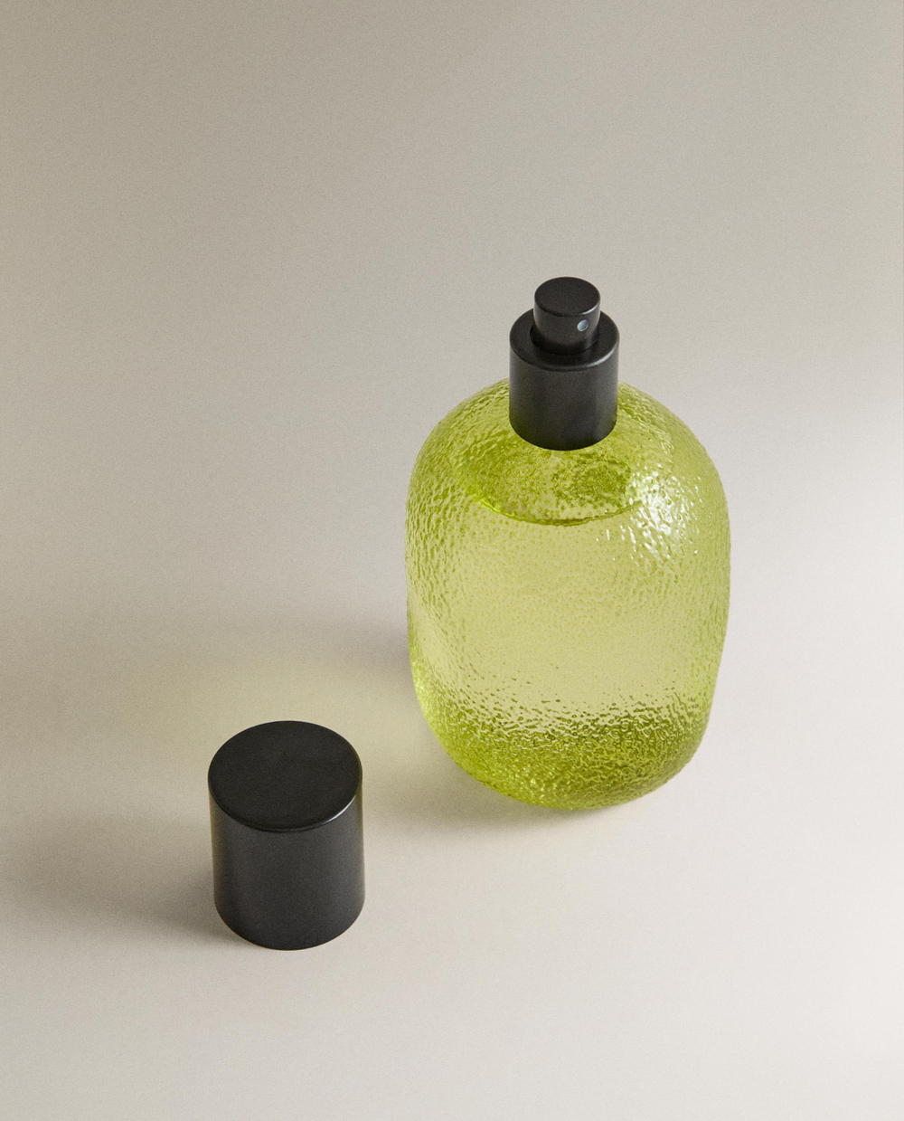 Zara Home Ароматический спрей для тканей и одежды Lime & Peppermint 190 мл, освежитель, аромат свежий цитрусовый