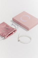 Браслет I AM THE ALTAR из лунного камня