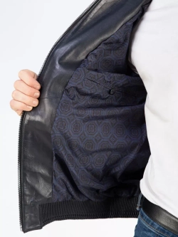 Кожаная куртка демисезонная