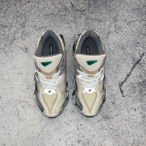 Кроссовки New Balance 9060 beige/black