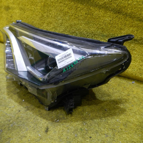 Фара левая Toyota Rav 4 CA40 (2015-2019) LED