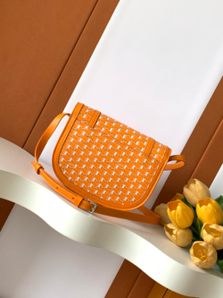 Moynat Besace Bag 22 cm