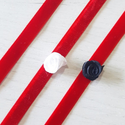 Красный велюровый Чокер 1 см. 1 штука