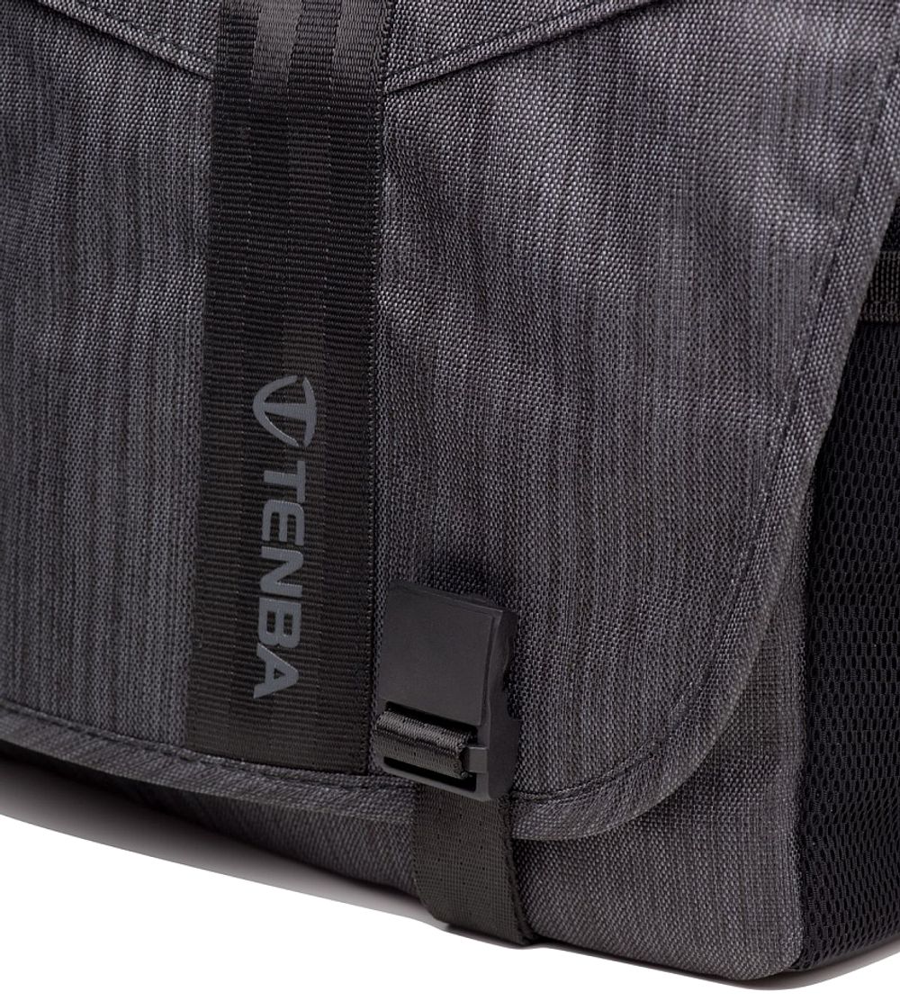 Tenba DNA Messenger 13 Graphite