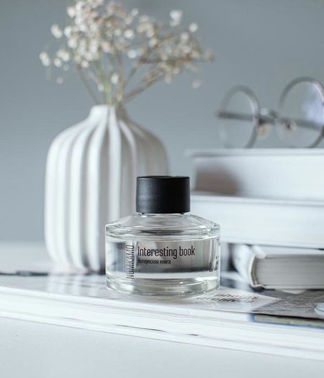 №39 Интересная книга, аромадиффузор Hygge, Nomkamo