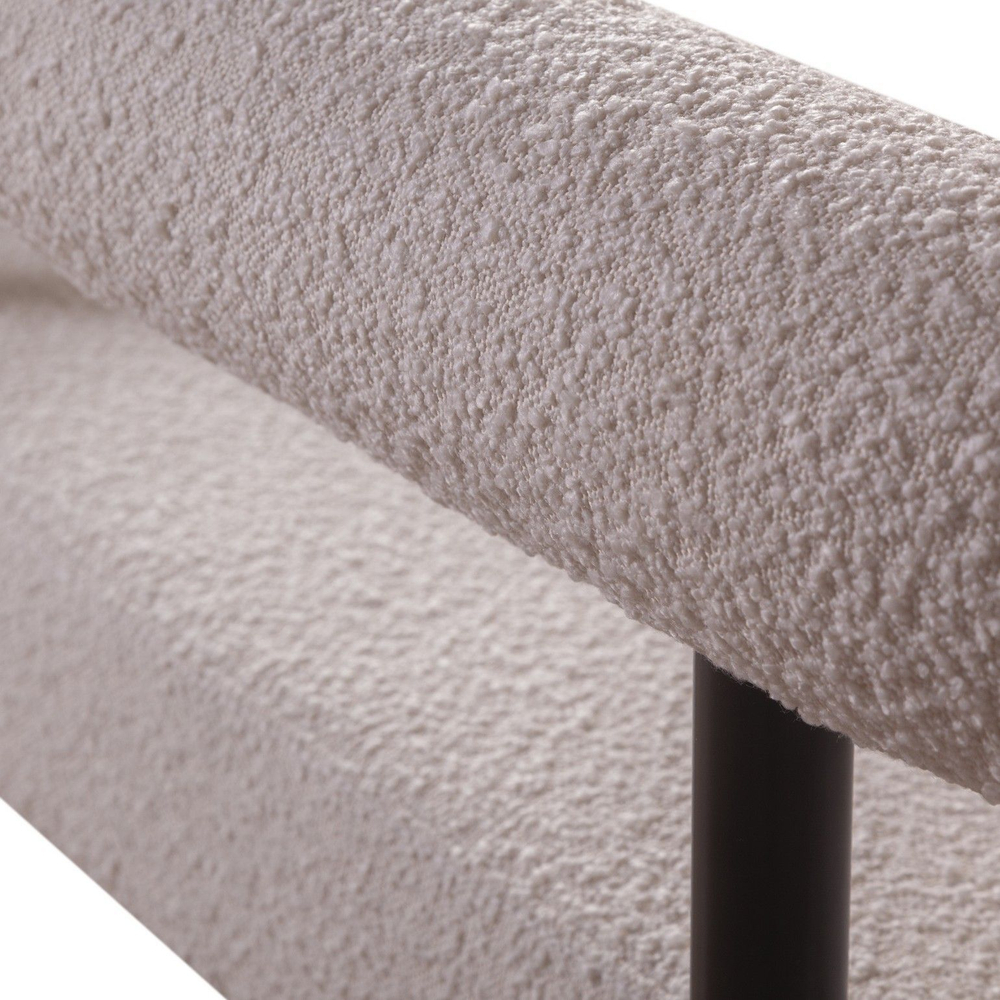 Кресло Biggi, букле Turin ivory / опоры черные