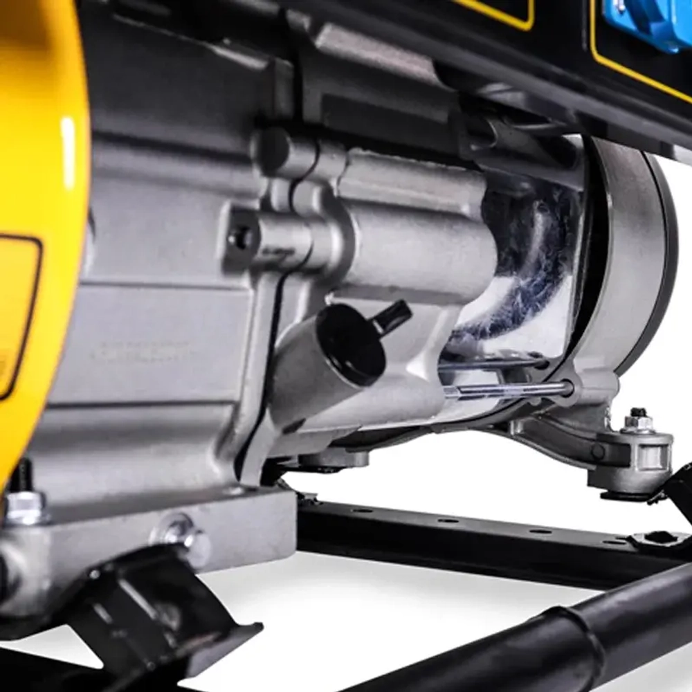 CHAMPION GG2801 бензиновый генератор