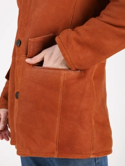 Дубленка зимняя натуральная с капюшоном