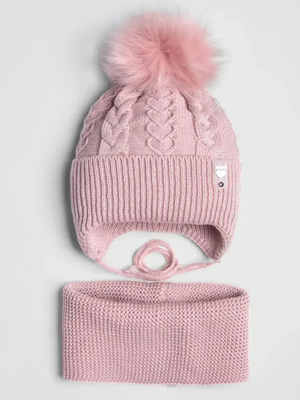 Шапка зимняя детская и снуд для девочки