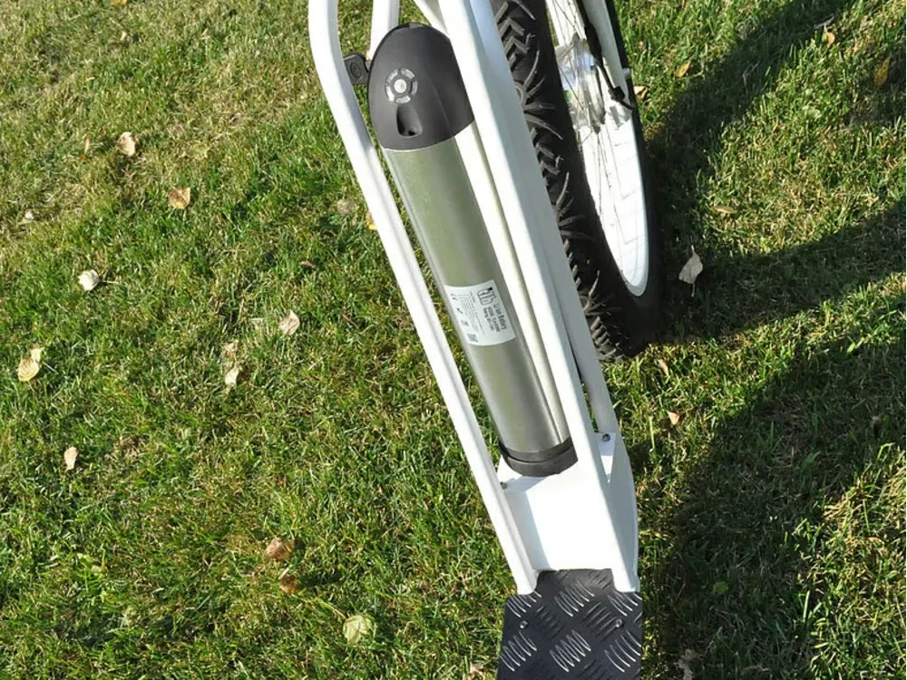 Электросамокат E-motions Super Bad Boy 26