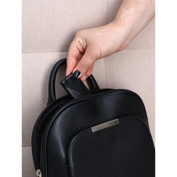 Щётка для одежды складная, 0,6×3,5×9,5 см, цвет чёрный