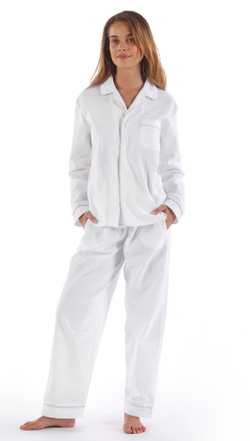 Домашний костюм с брюками Alison от Casual Avenue белый с бежевым