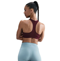 Теннисный бюстгальтер Nike Swoosh Medium Support Non-Padded Sports - burgundy crush/white