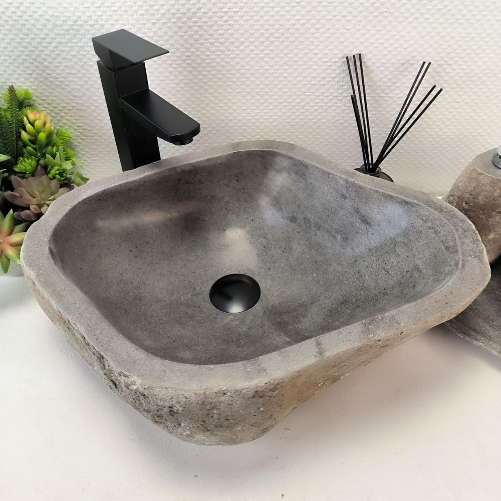 Раковина из речного камня RS-63572 (50*39*15) 0122