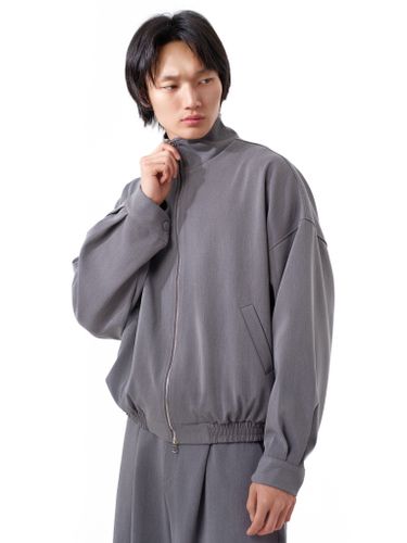 Серая куртка-ветровка на молнии Votus