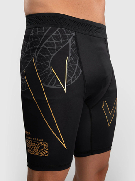 Шорты компрессионные Venum Serpenti Black/Silver/Gold