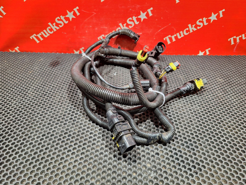 Проводка фары правой 2018г