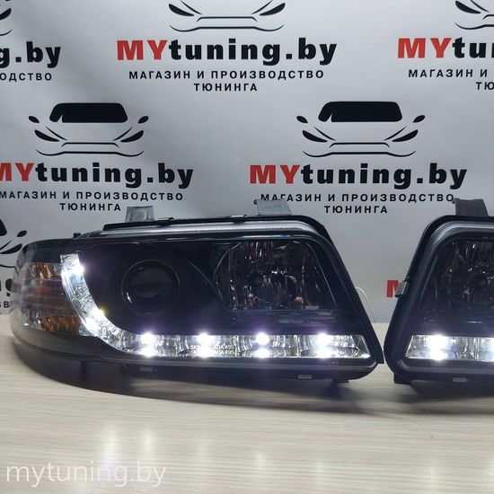 Передние фары Audi A4 B5 daylight black