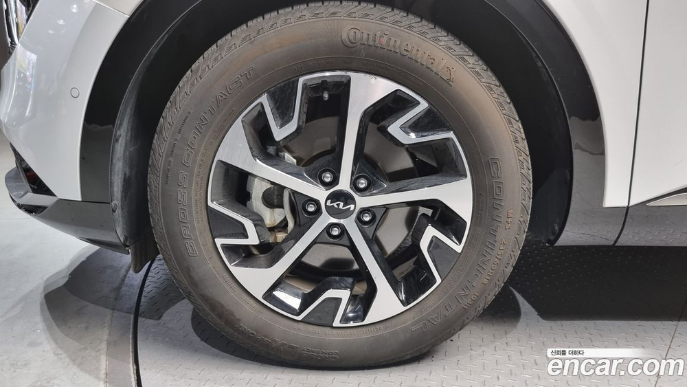 Kia Sportage 5 Generation Hybrid Signatures 2WD (03.2023)
