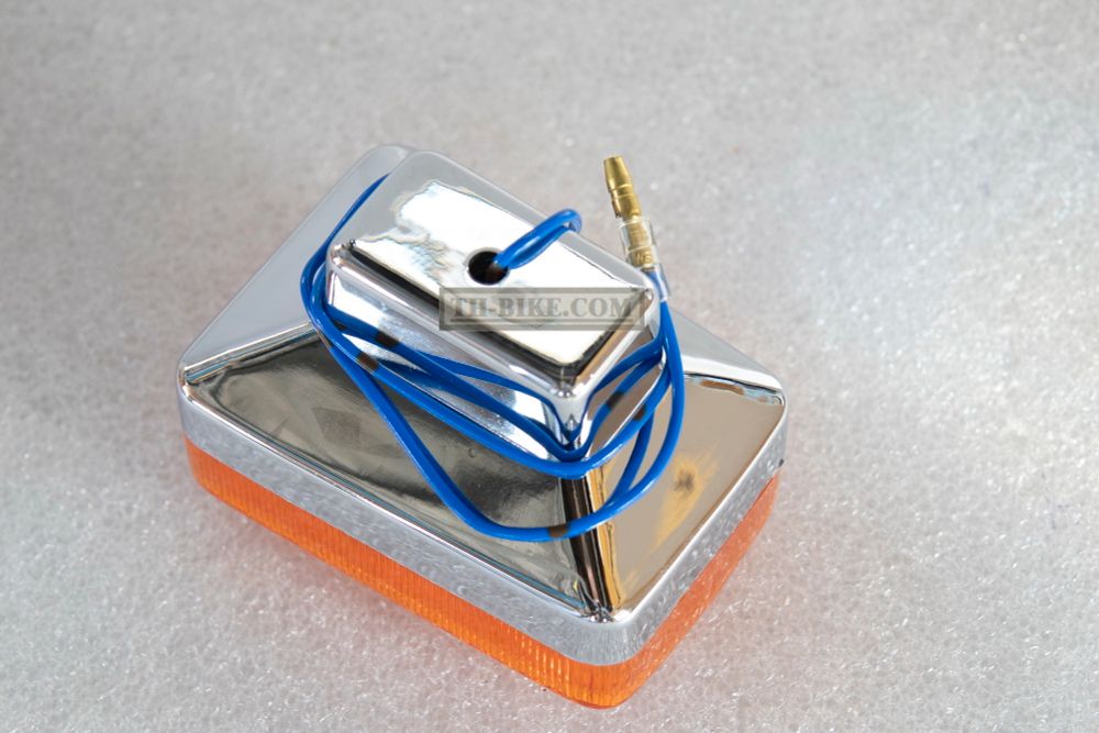 Turn light C50-70-90, Front (L + R) one pair set. Copy. Made in Thailand