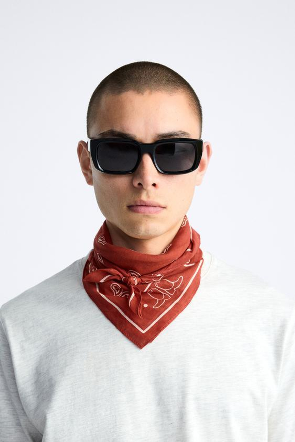 ZARA БАНДАНА С ПРИНТОМ ПЕЙСЛИ, КРАСНЫЙ