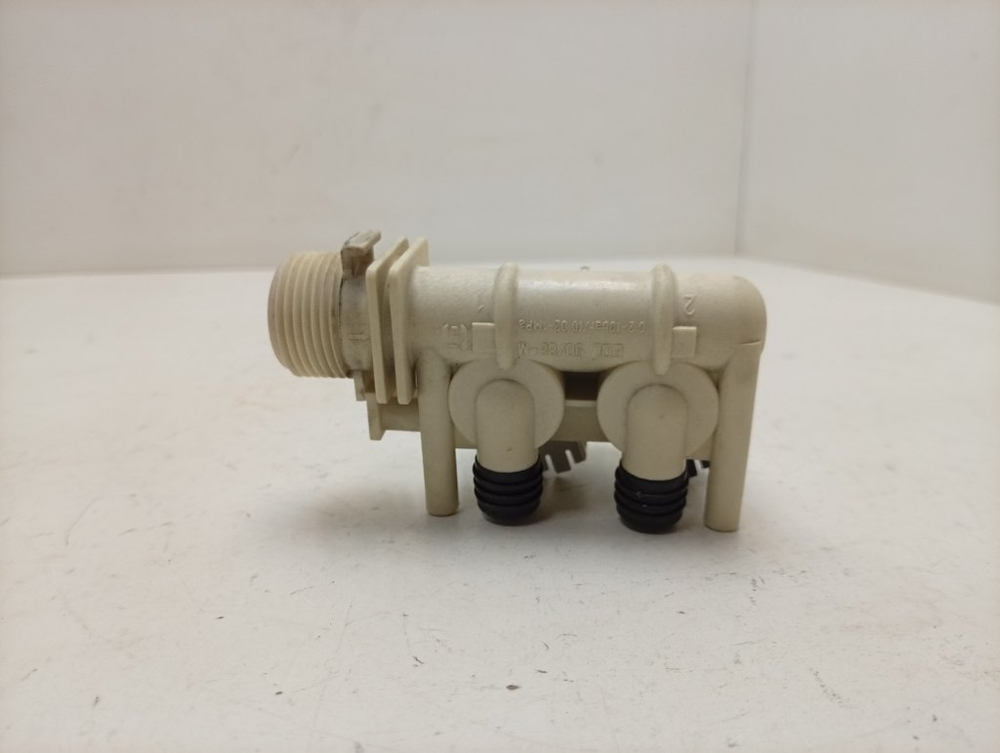 ARXL100 кт69 Клапан подачи воды для стиральной машины Hotpoint-Ariston 34209 б/у