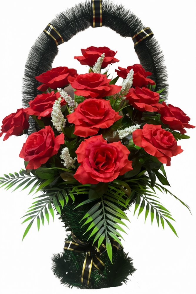 Корзина из искусственных цветов: красные розы, белые цветы-наполнители и зеленая листва, оформленная черной лентой с золотой каймой. Корзина из искусственных цветов: красные розы, белые цветы-наполнители и зеленая листва, оформленная черной лентой с золотой каймой.