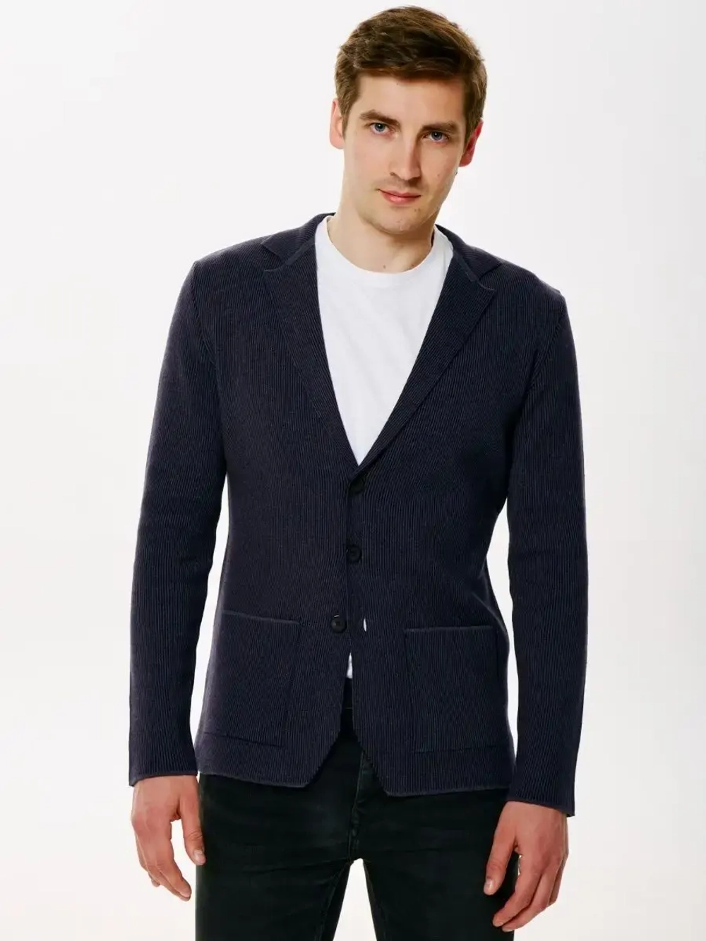 Пиджак трикотажный вязанный