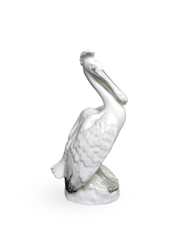 Фарфоровая статуэтка "Пеликан" ЛФЗ