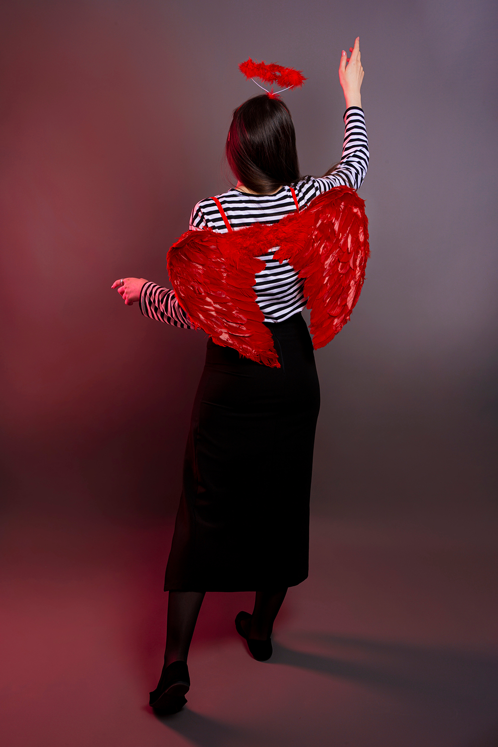 Крылья ангела в красном цвете, 40х55см