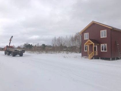 В «Романовский Парк – 2» завозятся опоры для линий электропередачи