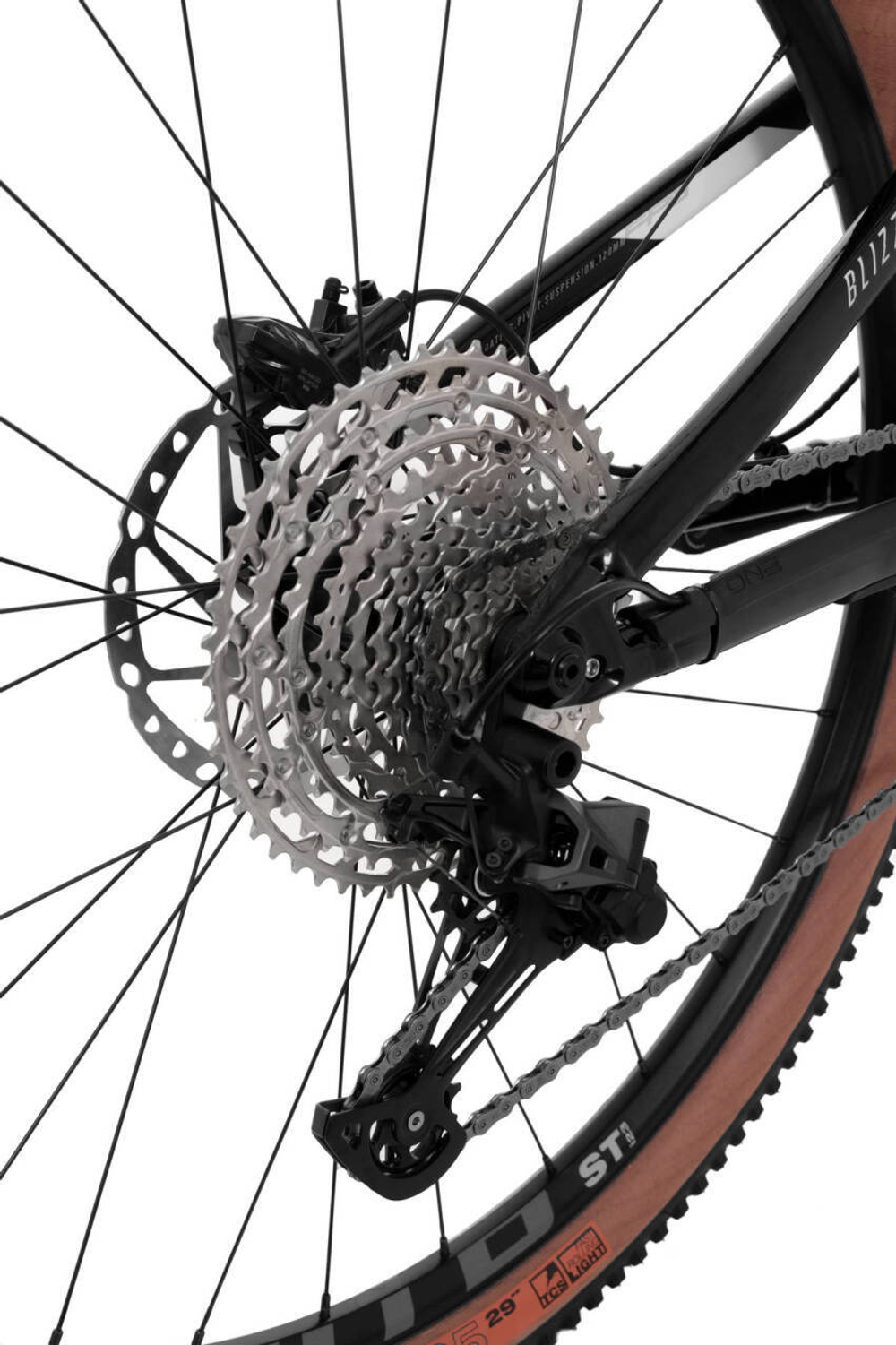 Двухподвесный велосипед Rock Machine Blizzard XCM 70-29 (2024)
