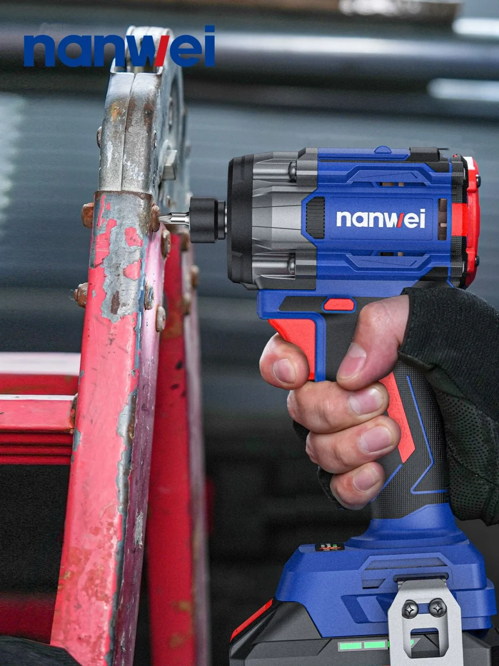 Аккумуляторный шуруповерт Nanwei NW-S8240-4, 240 Нм, 20 В, 4Ah*2