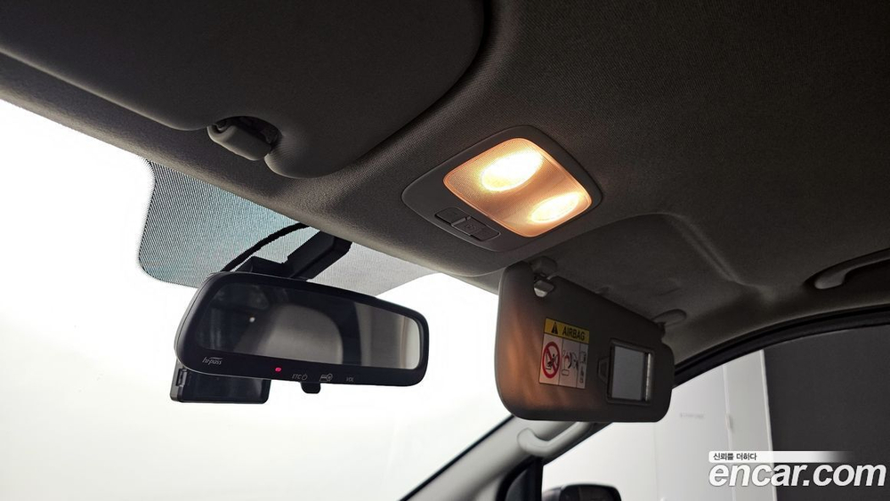 Hyundai The New Grand Starex Van 3-х местный (06.2020)