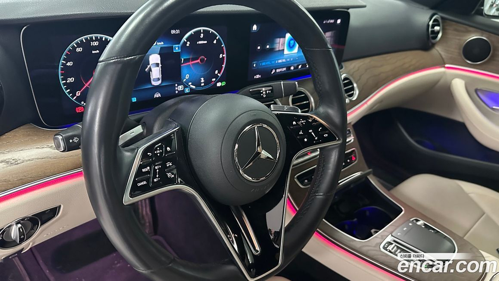 Mercedes-Benz E-Class W213 E220d 4MATIC Exclusive (08.2021)