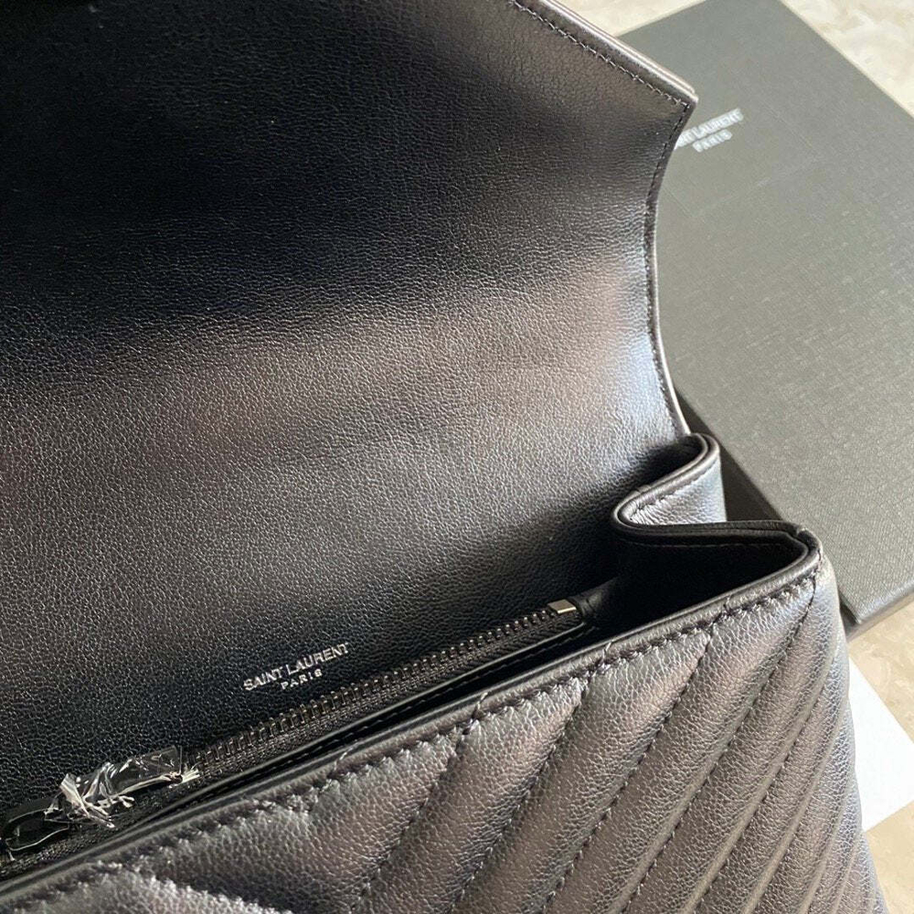Yves Saint Laurent College 24 cm
