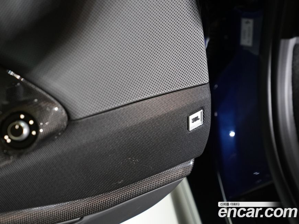 Ferrari 812 Superfast 6.5 V12 (09.2019)