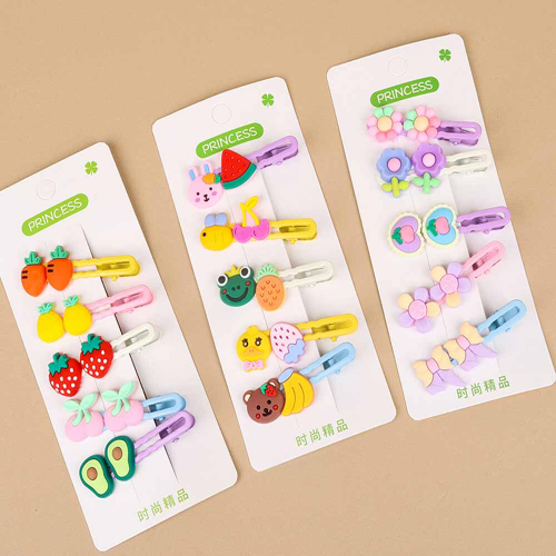 Набор заколок из 5х шт