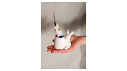 Стакан для ватных палочек Claystreet Кролики - чистюли 8 см