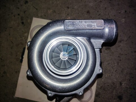 Турбокомпрессор для КАМАЗ Евро-4 (левый, под хомут) 740.60-1118013