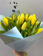 Букет из 25 жёлтых тюльпанов Стронг Голд