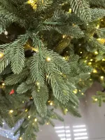Елка с гирляндой "Никольская" (Литая хвоя) от 2,1 м до 2,4 м