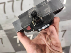 Замок крышки багажника Chery Arrizo 8 22-нв Б/У Оригинал J605606010