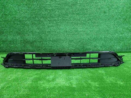 Решетка переднего бампера Faw Bestune B70 (20-нв)